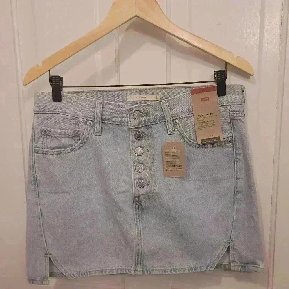 Levi's Denim Icon Skirt Size 29 - Picture 1 of 4